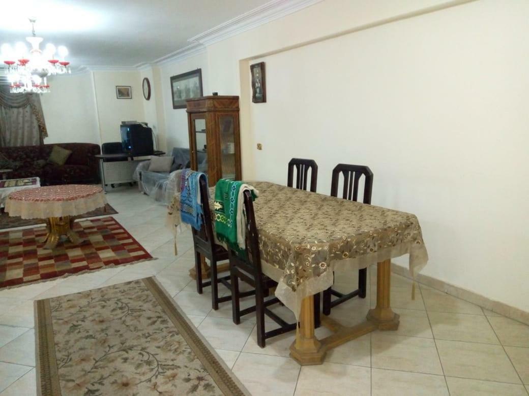 Your Dream Apartment In Agouza "Family Only" Каир Экстерьер фото